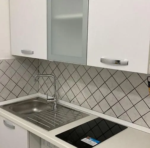 Incoming Spagnoli Tatil Evi Napoli