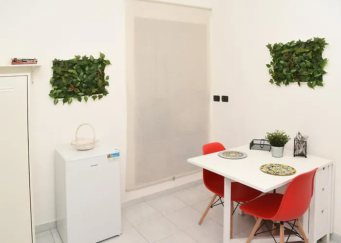 Incoming Spagnoli Tatil Evi Napoli