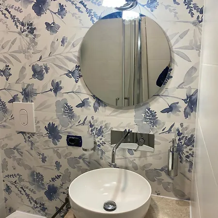 Incoming Spagnoli * Νάπολη